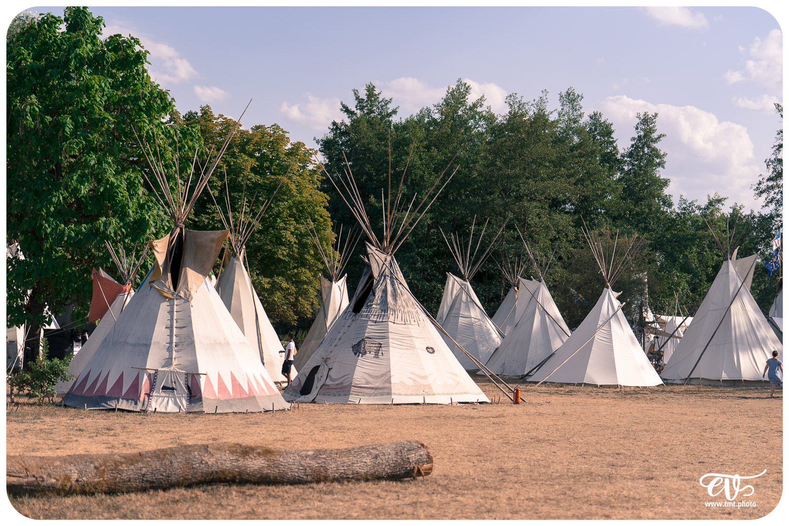 FESTIVAL POW WOW